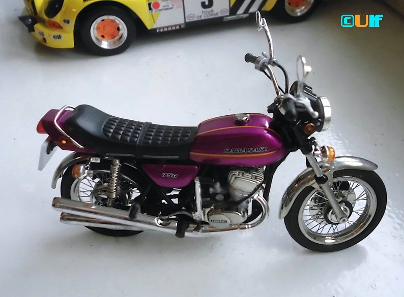 Maisto Modèle réduit Kawasaki Ninja H2